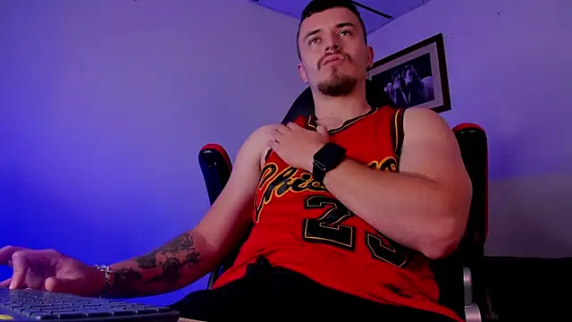 james connor2 online show from 12/27/24, 07:03