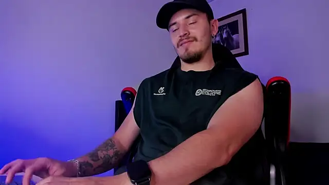 james connor2 online show from 01/09/25, 06:57