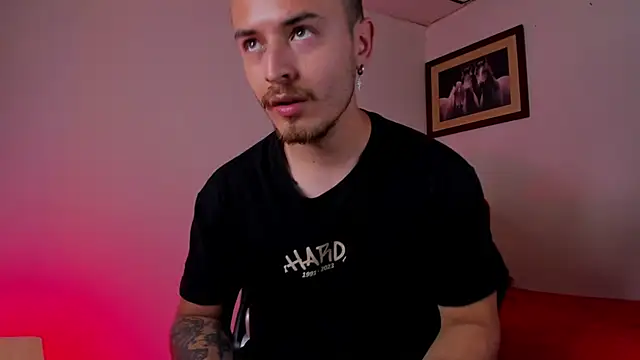 james connor2 online show from 02/08/25, 08:42