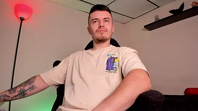 james connor2 online show from 12/22/25, 07:00