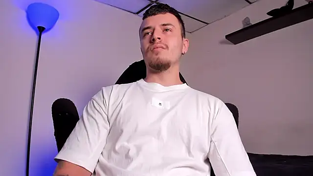 james connor2 online show from 03/28/26, 06:51