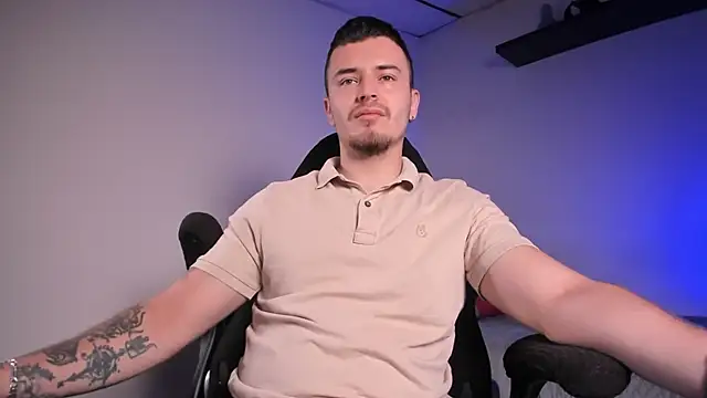 james connor2 online show from 04/19/26, 03:00