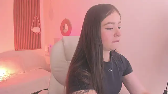 TiffanyWright online show from 09/23/25, 01:58