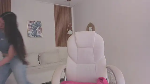 TiffanyWright online show from 12/15/25, 01:26