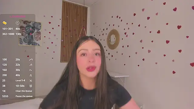 TiffanyWright online show from 04/01/26, 01:34