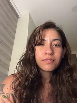Snapshot of ValeriEvan chatting on 01/04/25, 11:27 ValeriEvan online show from 01/04/25, 11:27