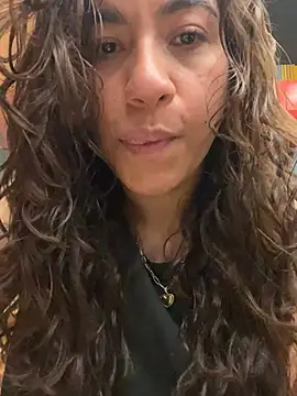 Snapshot of ValeriEvan chatting on 03/08/25, 06:16 ValeriEvan online show from 03/08/25, 06:16