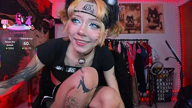 Snapshot of Alicedangerrr chatting on 07/08/26, 02:38 Alicedangerrr online show from 07/08/26, 02:38