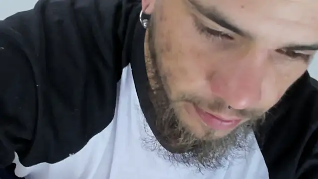 Beard xox online show from 10/24/25, 09:11