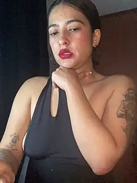 Snapshot of Cleopatracute_ chatting on 12/15/24, 03:45 Cleopatracute online show from 12/15/24, 03:45