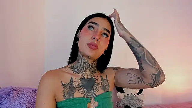 shadowcatt  online show from 12/12/24, 09:48