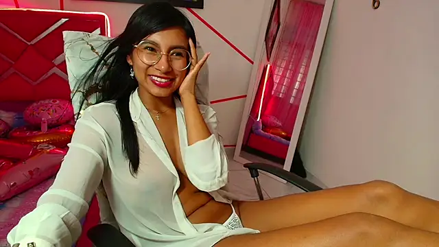 Snapshot of _Jessi29_ chatting on 03/21/25, 11:01  Jessi29  online show from 03/21/25, 11:01