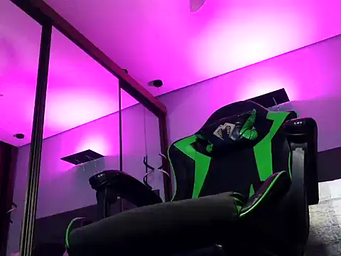 Ale Mineiro online show from 03/30/26, 08:04