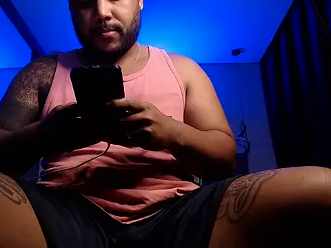 Ale Mineiro online show from 04/13/26, 09:31