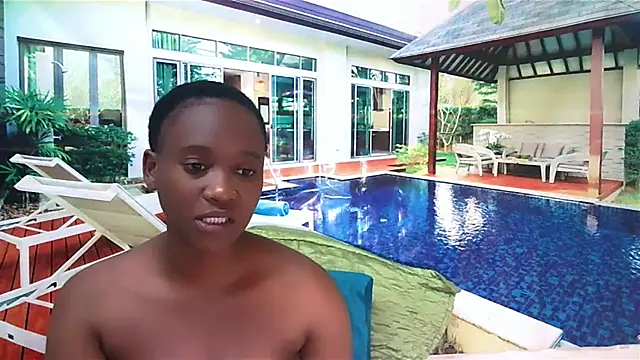 Snapshot of EbonyOlive69 chatting on 12/14/24, 07:07 EbonyOlive69 online show from 12/14/24, 07:07
