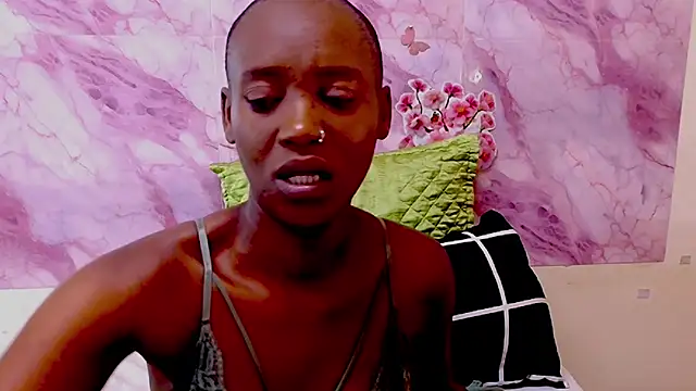 EbonyOlive69 online show from 02/12/26, 05:19