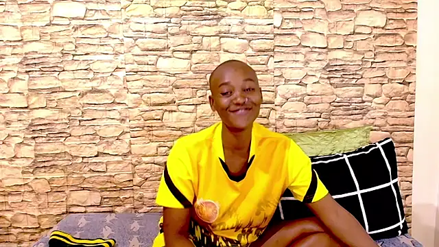 Snapshot of EbonyOlive69 chatting on 06/28/26, 05:19 EbonyOlive69 online show from 06/28/26, 05:19