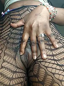 Pretty tiffany online show from 01/18/26, 04:44