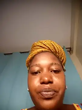 Pretty tiffany online show from 04/22/26, 12:13