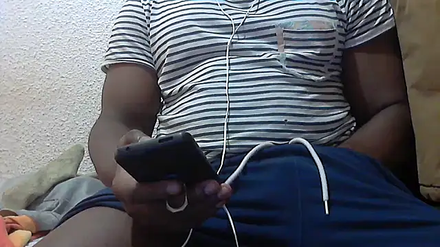 mmoiblack online show from 10/23/25, 01:43