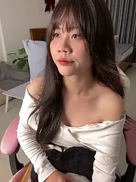 -rosiie- online show from 01/20/25, 06:32