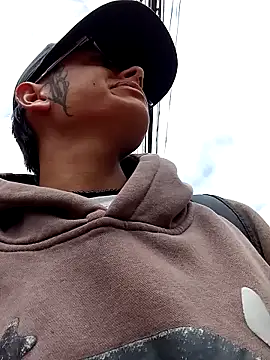 Snapshot of Cuervo_maniaco chatting on 02/13/25, 03:56 Cuervo maniaco online show from 02/13/25, 03:56