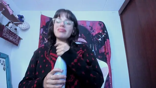Lucyfx666 online show from 05/26/26, 07:15