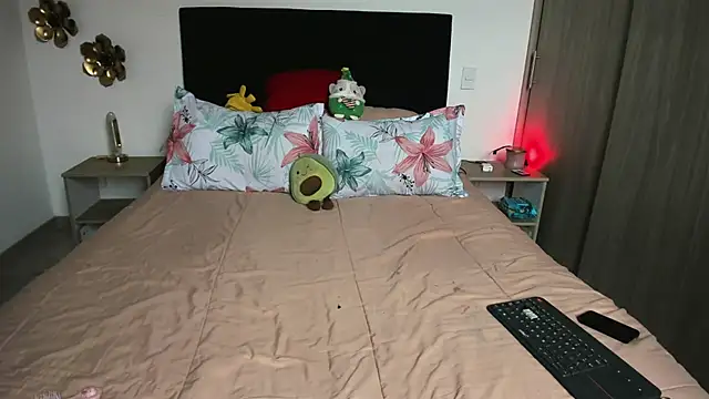 TatianaMonteross online show from 07/23/26, 03:10