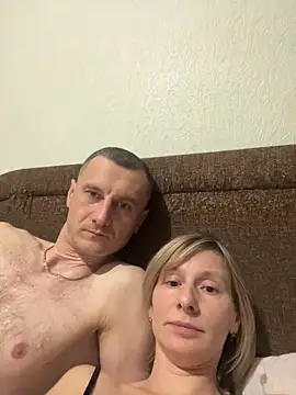 Snapshot of StellaBlondie chatting on 01/08/25, 07:13 StellaBlondie online show from 01/08/25, 07:13