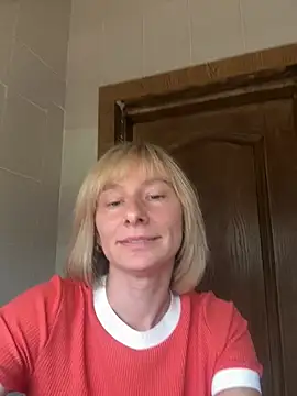 StellaBlondie online show from 07/31/26, 07:41