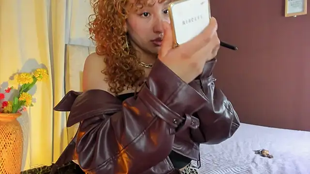 wini fer online show from 10/22/25, 01:22