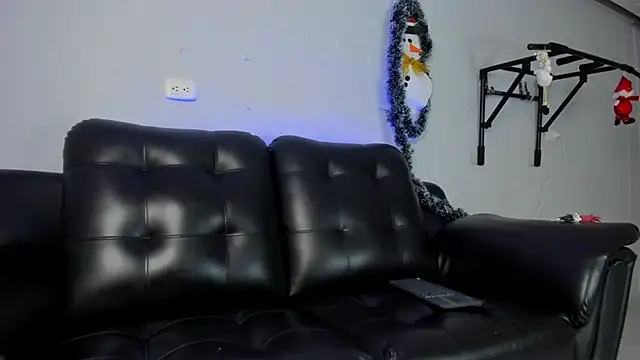 Rob saenz  online show from 12/23/24, 01:13