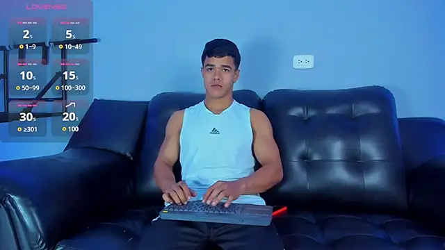 Rob saenz  online show from 03/19/25, 01:40