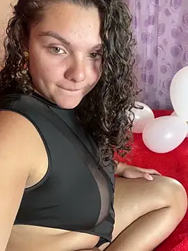 Snapshot of eva_y_marcelo chatting on 02/15/25, 01:38 eva y marcelo online show from 02/15/25, 01:38
