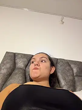 eva y marcelo online show from 12/23/25, 09:29