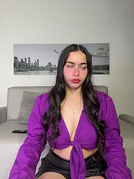SophieRoyals online show from 05/17/26, 11:39