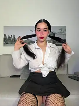 SophieRoyals online show from 06/05/26, 12:11