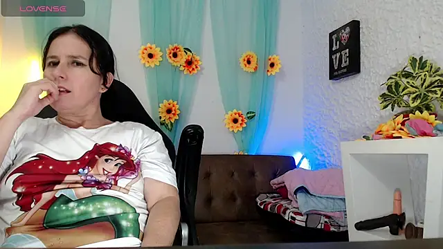 victoria jones online show from 03/14/25, 08:06