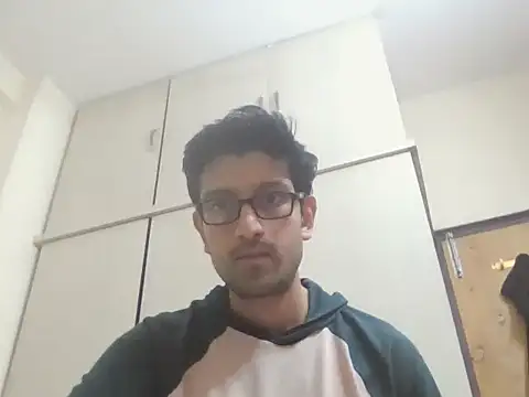 Snapshot of arjun_077 chatting on 12/22/25, 06:49 arjun 077 online show from 12/22/25, 06:49
