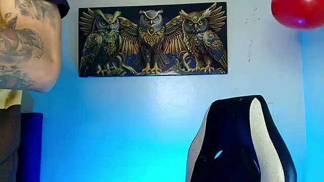 Snapshot of Damian_latinxxx chatting on 02/15/25, 03:09 Damian latinxxx online show from 02/15/25, 03:09