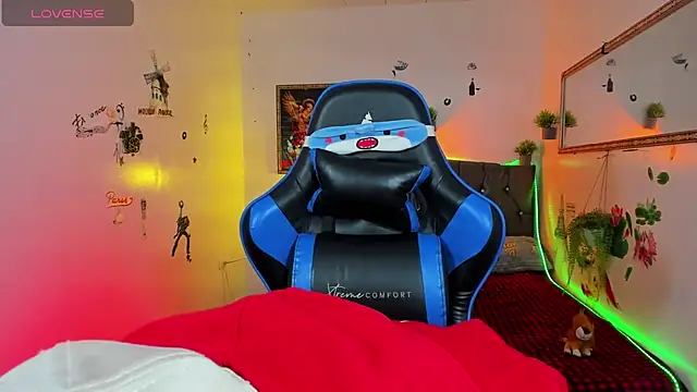 Snapshot of Damian_latinxxx chatting on 10/05/25, 03:05 Damian latinxxx online show from 10/05/25, 03:05