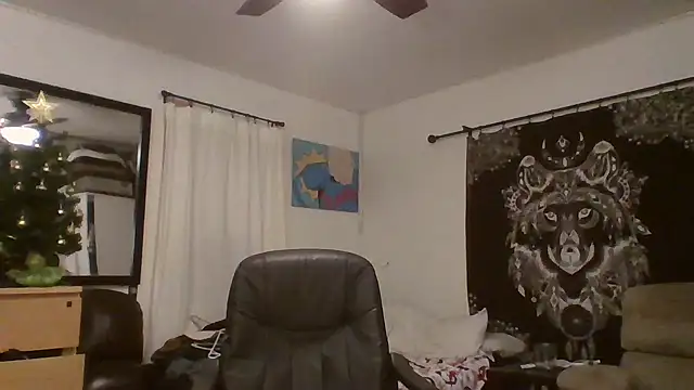 Snapshot of JohnnyDeep187 chatting on 12/22/24, 05:23 JohnnyDeep187 online show from 12/22/24, 05:23