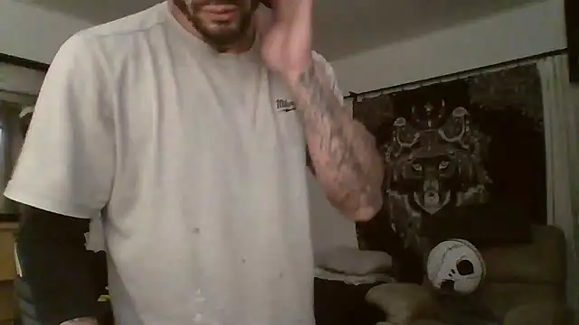 Snapshot of JohnnyDeep187 chatting on 01/10/25, 02:57 JohnnyDeep187 online show from 01/10/25, 02:57