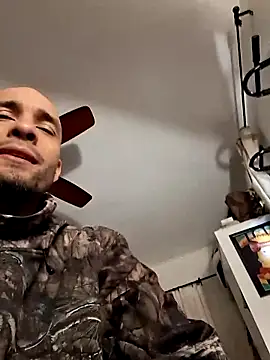 Snapshot of JohnnyDeep187 chatting on 11/17/25, 09:04 JohnnyDeep187 online show from 11/17/25, 09:04