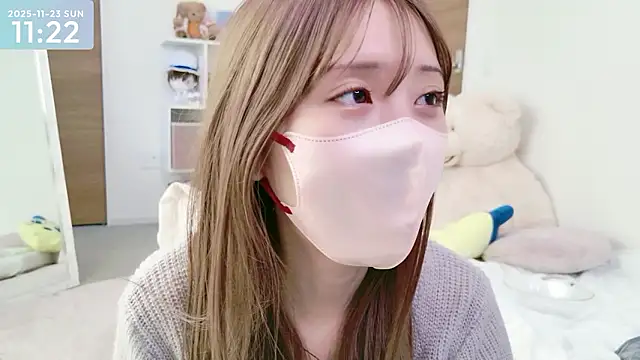 Snapshot of -SHINON- chatting on 11/23/25, 02:22 -SHINON- online show from 11/23/25, 02:22