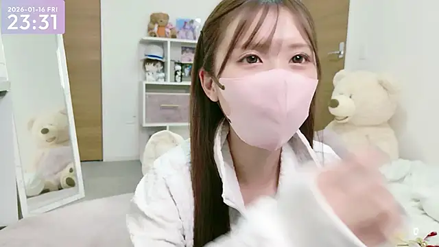 Snapshot of -SHINON- chatting on 01/16/26, 02:32 -SHINON- online show from 01/16/26, 02:32