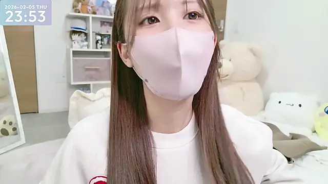 Snapshot of -SHINON- chatting on 02/05/26, 02:54 -SHINON- online show from 02/05/26, 02:54