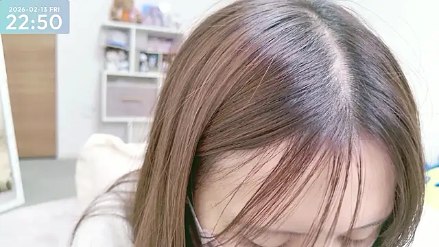 Snapshot of -SHINON- chatting on 02/13/26, 01:51 -SHINON- online show from 02/13/26, 01:51