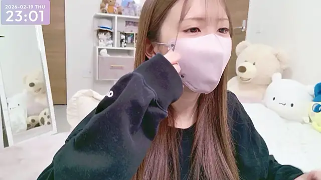 Snapshot of -SHINON- chatting on 02/19/26, 02:02 -SHINON- online show from 02/19/26, 02:02