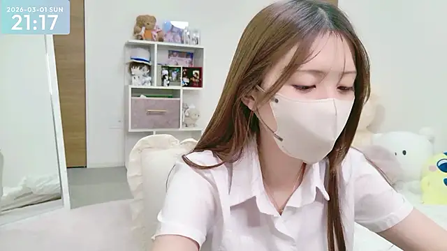 Snapshot of -SHINON- chatting on 03/01/26, 12:18 -SHINON- online show from 03/01/26, 12:18